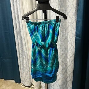 Adorable Summer Express Dress size SMALL PETITE